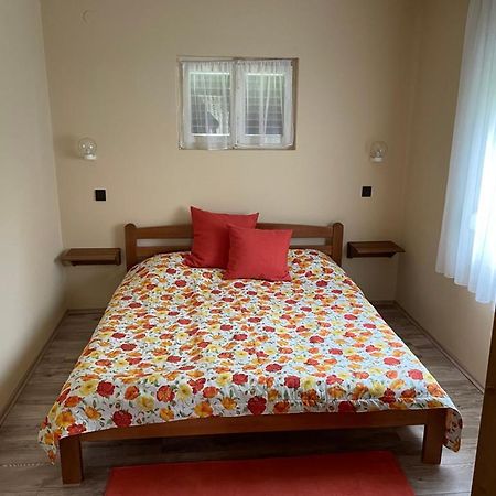 Agnes Nyaralohaz Villa Balatonmáriafürdő Dış mekan fotoğraf